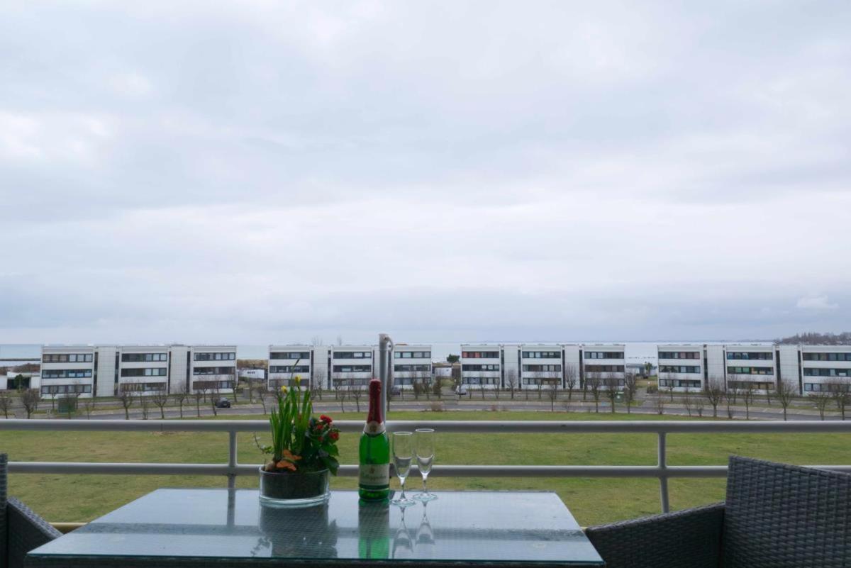 Inselblume 80 - Gemuetliche Ferienwohnung, Blick Auf Die Fehmarnsundbruecke Burgtiefe auf Fehmarn Exterior photo